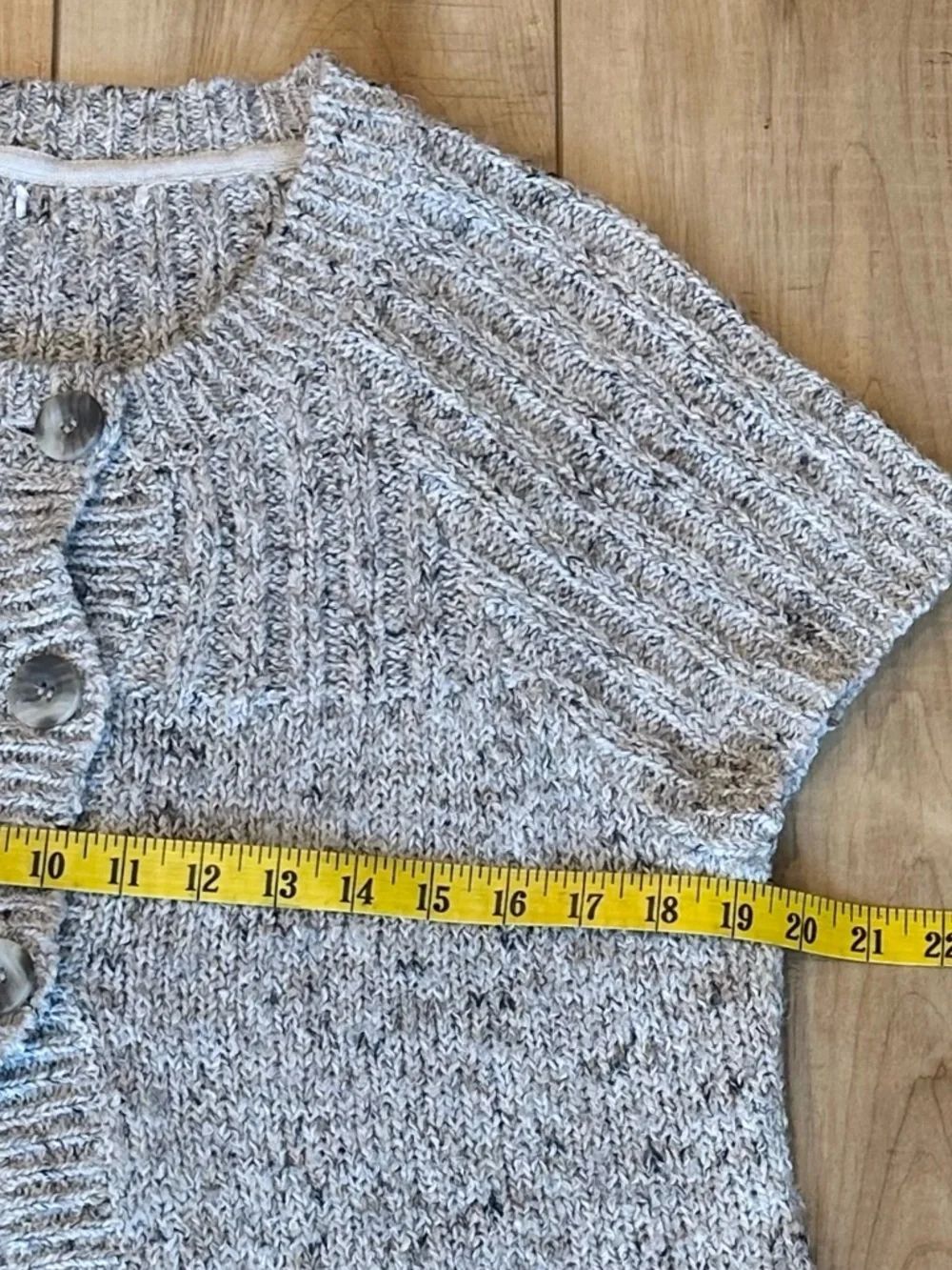 Women's Lightweight Knit Raglan Sleeve Vest-Cardigan Brown/Tan /Cream Large - Picture 4 of 8